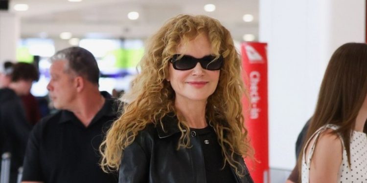 I’m copying Nicole Kidman’s elevated airport outfit next time I fly