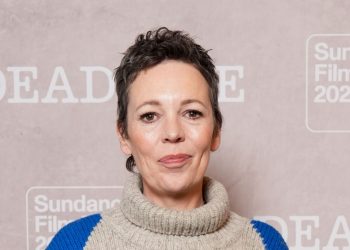 We’re revisiting Olivia Colman’s barrel-leg jeans
