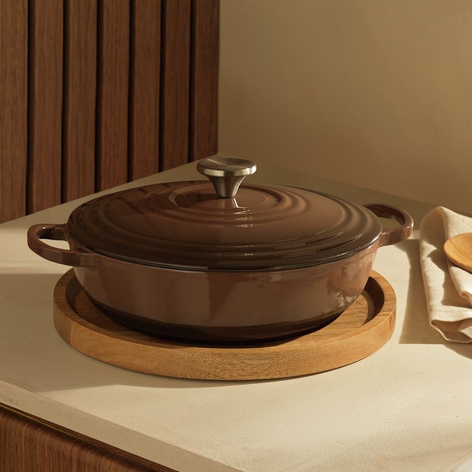 Habitat 4 Litre Shallow Cast Iron Casserole Dish - Chocolate