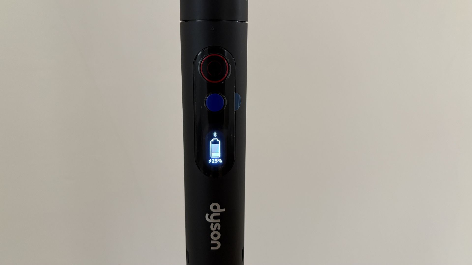 Testing the Dyson PencilVac Fluffycones Vacuum