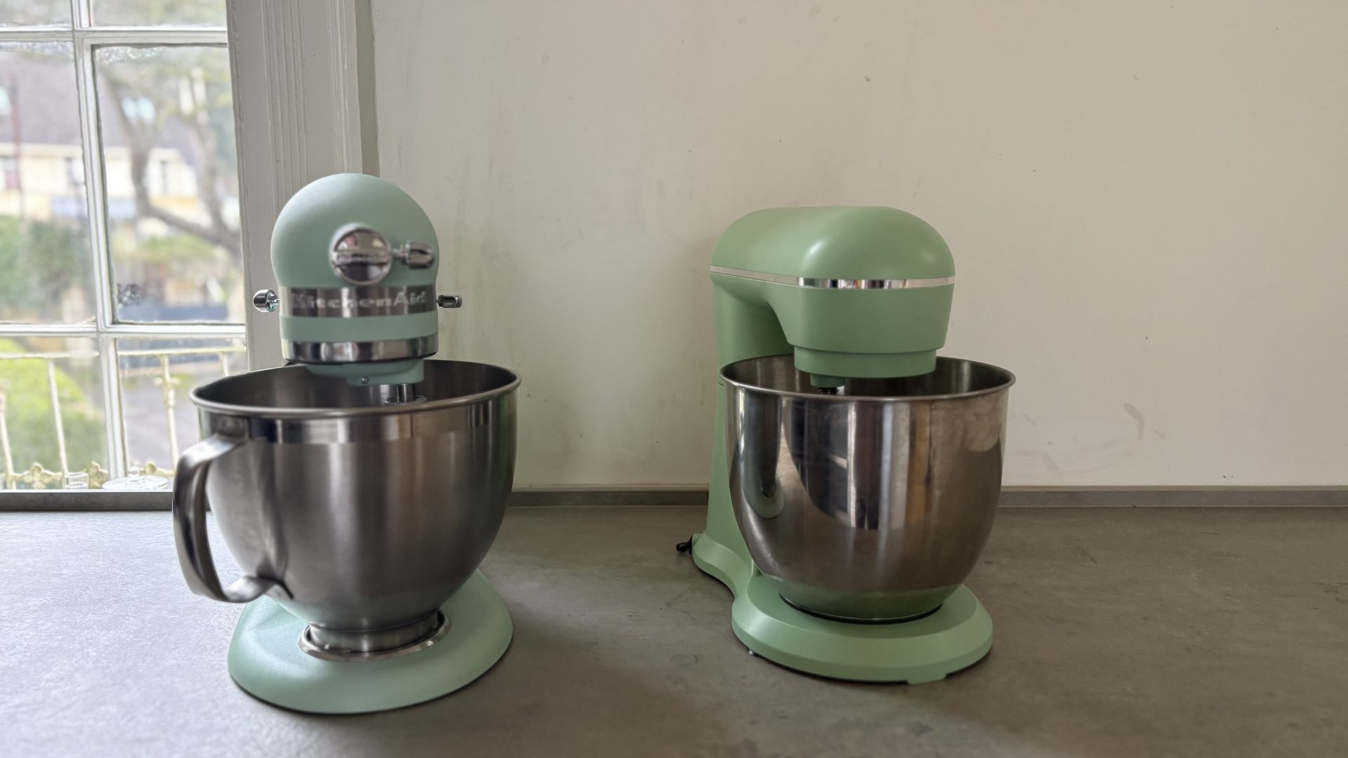 Testing the Salter Bakes British Stand Mixer