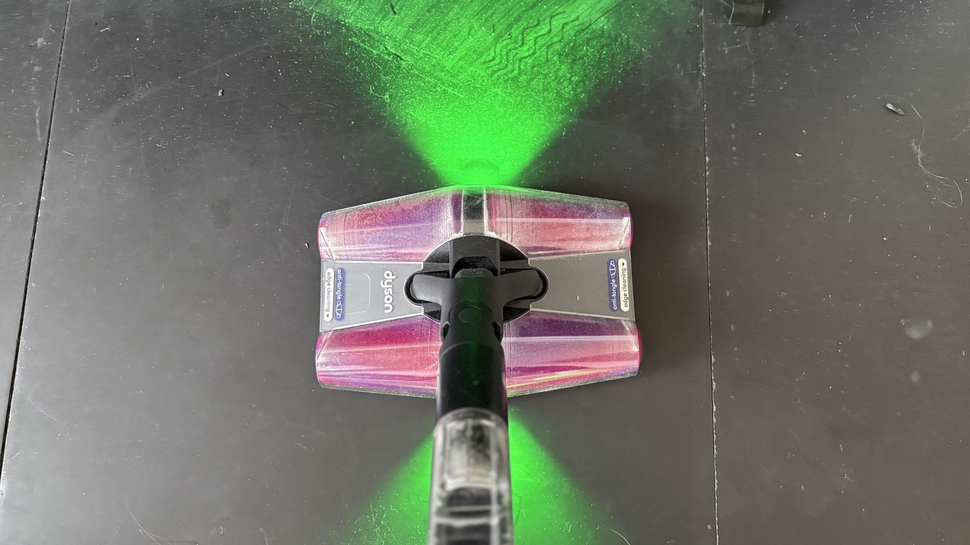 Testing the Dyson PencilVac Fluffycones Vacuum