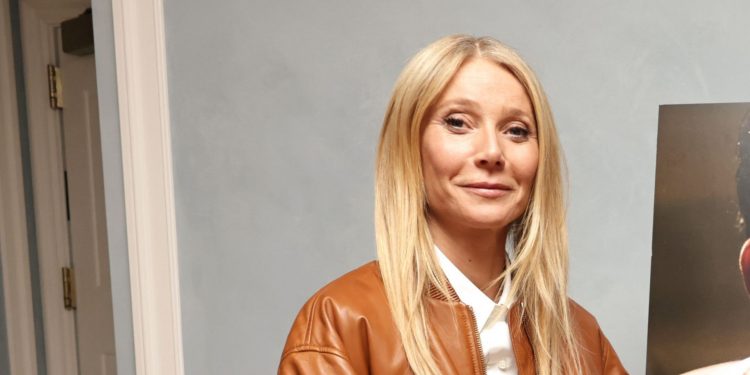 Gwyneth Paltrow delivers spring’s update to blazer and jeans