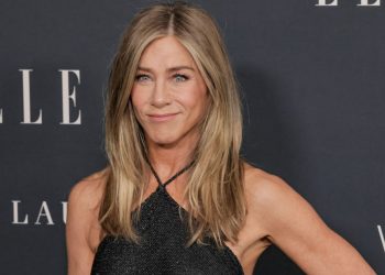 The A-list star who sends Jennifer Aniston Mother’s Day flowers